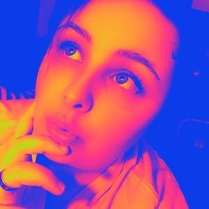 Meet your Posher, Beverly